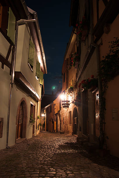 istock requiwihr france streets in night 178804418