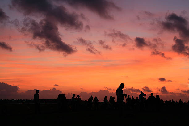 istock Silhouette of people 178811079