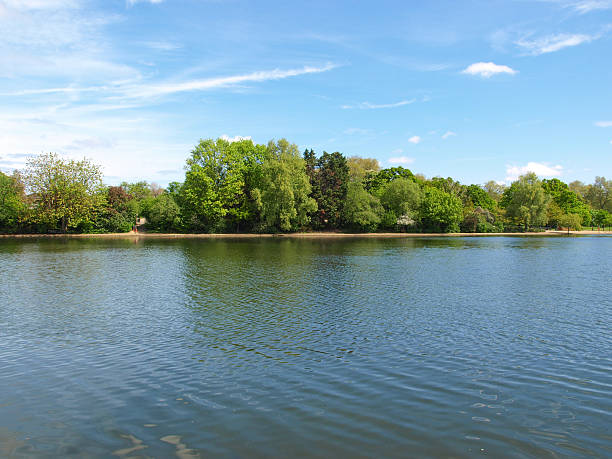 istock Serpentine lake London 178811689
