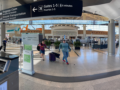 Ronald Reagan Washington National Airport - Terminal 2