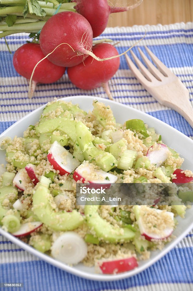 Sana Insalata di Cuscus - Foto stock royalty-free di Alimentazione sana