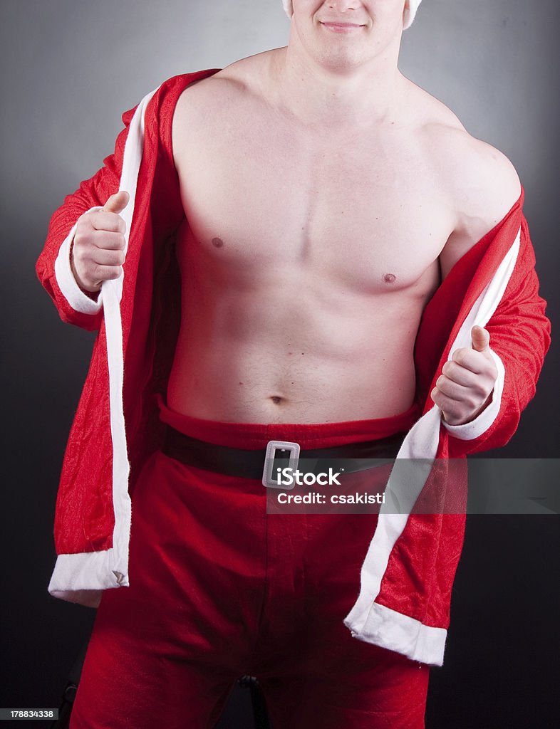 santa claus muscular - Foto de stock de 20-24 años libre de derechos