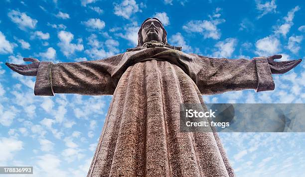 Foto de Liverpool e mais fotos de stock de Jesus Cristo - Jesus Cristo, Estátua, Lisboa