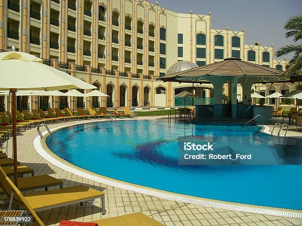 Foto de Circular Hotel Piscina Al Ain Abu Dhabi Emirados Árabes Unidos e mais fotos de stock de Abu Dhabi