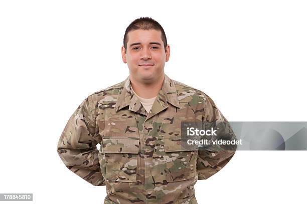 Żołnierz W Paradzie Spoczynku - zdjęcia stockowe i więcej obrazów Patrzeć do kamery - Patrzeć do kamery, Siły zbrojne, USA