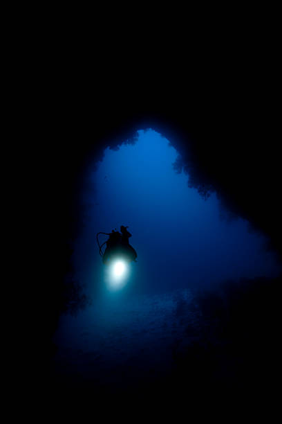 istock Scuba diver exploring Siaes Tunnel 178849274