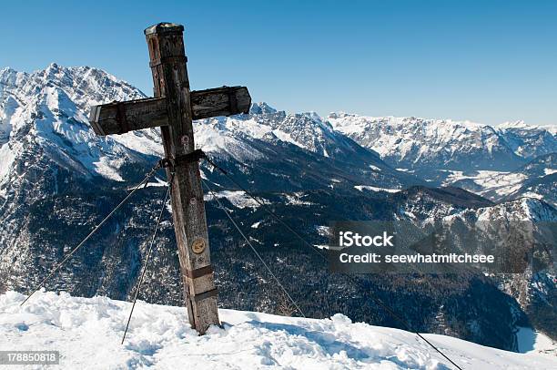 Krzyż Na Szczyt Jenner Mountain - zdjęcia stockowe i więcej obrazów Alpy - Alpy, Alpy Bawarskie, Alpy Berchtesgadeńskie