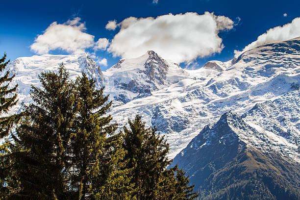 istock Beautiful mountain scenery in the Alps 178853299