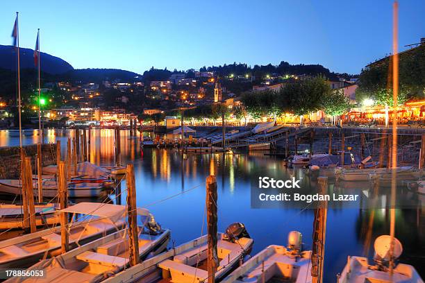 Lago Maggiore Svizzera - Fotografie stock e altre immagini di Notte - Notte, Piccolo, Porto marittimo