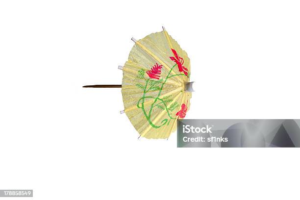Parasol Na Koktajle Na Białym Tle - zdjęcia stockowe i więcej obrazów Dekoracja - Dekoracja, Fajny, Fotografika
