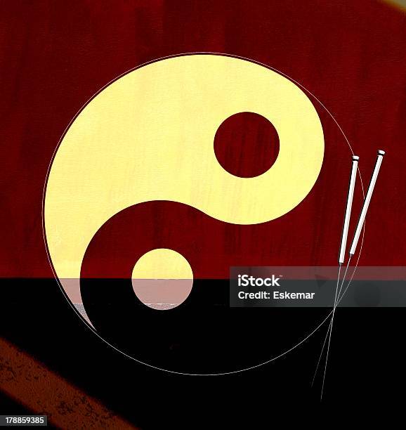 Yin Yang Z Akupunktura Igły - Stockowe grafiki wektorowe i więcej obrazów Akupunktura - Akupunktura, Bez ludzi, Brązowy