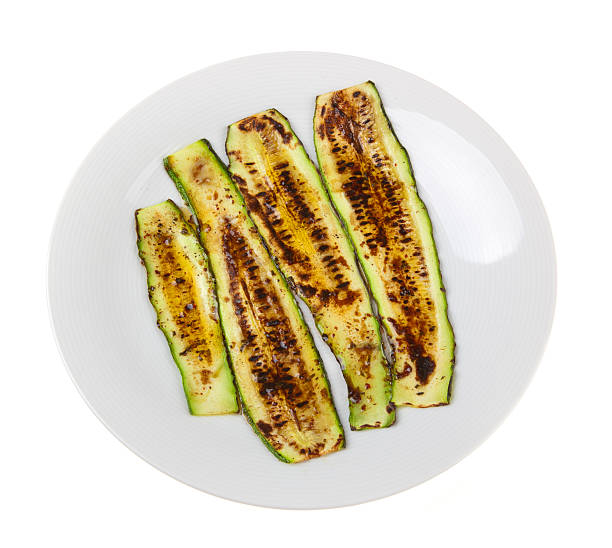 구운 zucchinis, 발사믹 vinega - grilled outdoors zucchini balsamic vinegar 뉴스 사진 이미지