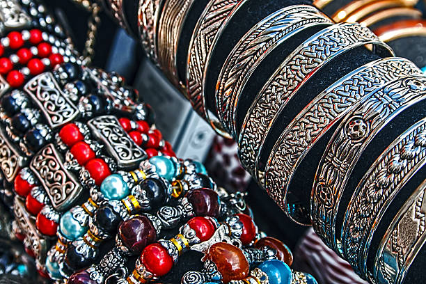 istock Trinkets and jewelry 178865079