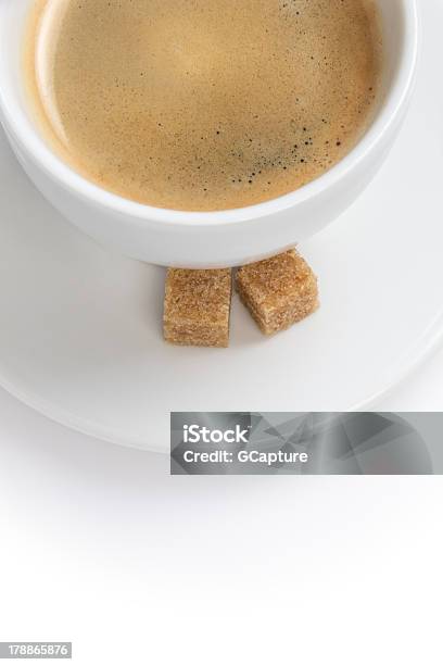 Simple Taza De Café Espresso Foto de stock y más banco de imágenes de Azúcar - Azúcar, Azúcar parcialmente refinada, Beber