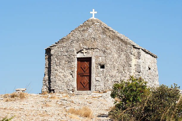 istock little chapel on the mountain 178867262