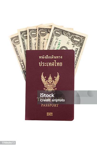 Tailandia Pasaporte Foto de stock y más banco de imágenes de Carnet de identidad - Carnet de identidad, Documento, Emigración e inmigración