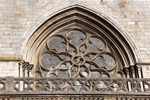istock Cathedral of Les Andelys 178871500