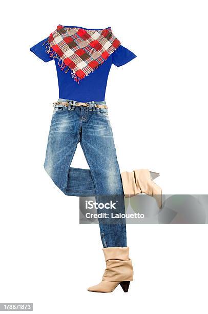 Madeireiro Jeans E Tshirt Visual De Moda - Fotografias de stock e mais imagens de Bolinha - Bolinha, Bota, Calças de Ganga