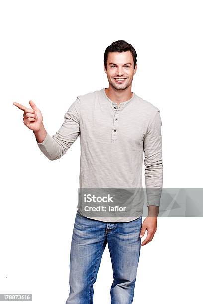 Glaub Mir Zu Diesem Produkt Stockfoto und mehr Bilder von Europäischer Abstammung - Europäischer Abstammung, Mit dem Finger zeigen, Männer
