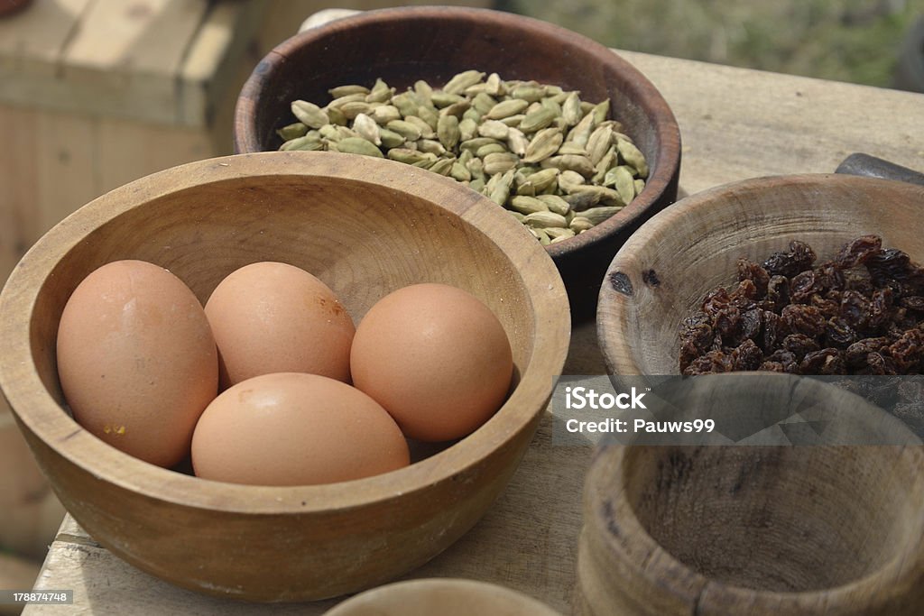 Des œufs et des plats au bowl - Photo de Aliment libre de droits