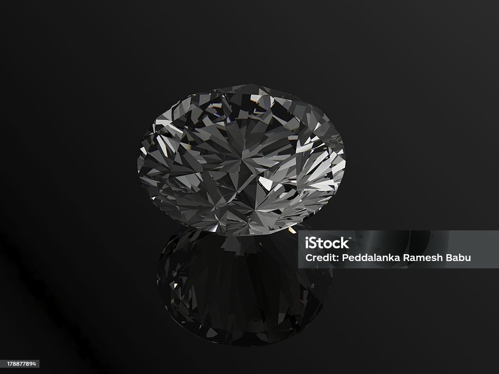 Diamant sur fond blanc de haute qualité - Photo de Beauté libre de droits