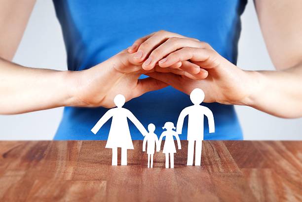 istock protecting a family 178878867