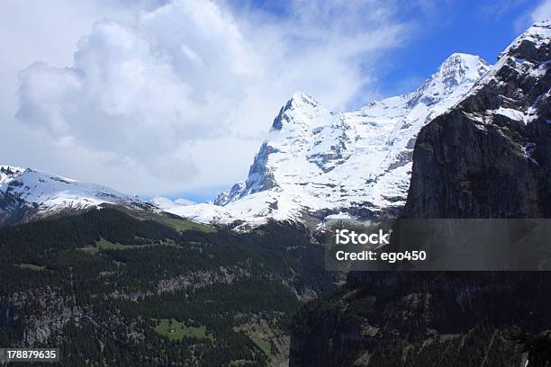 Alpes Suizos Foto de stock y más banco de imágenes de Acantilado - Acantilado, Aire libre, Alpes Europeos