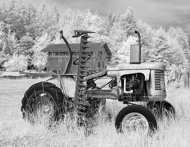 istock Farm Tractor In Infrared 178881314