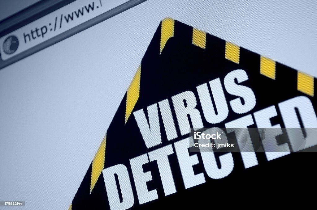 Virus detectado - Foto de stock de Alerta libre de derechos