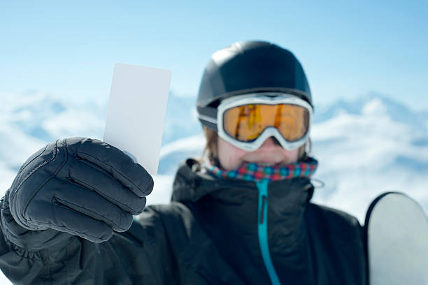 istock Concept to illustrate ski admission fee 178883339