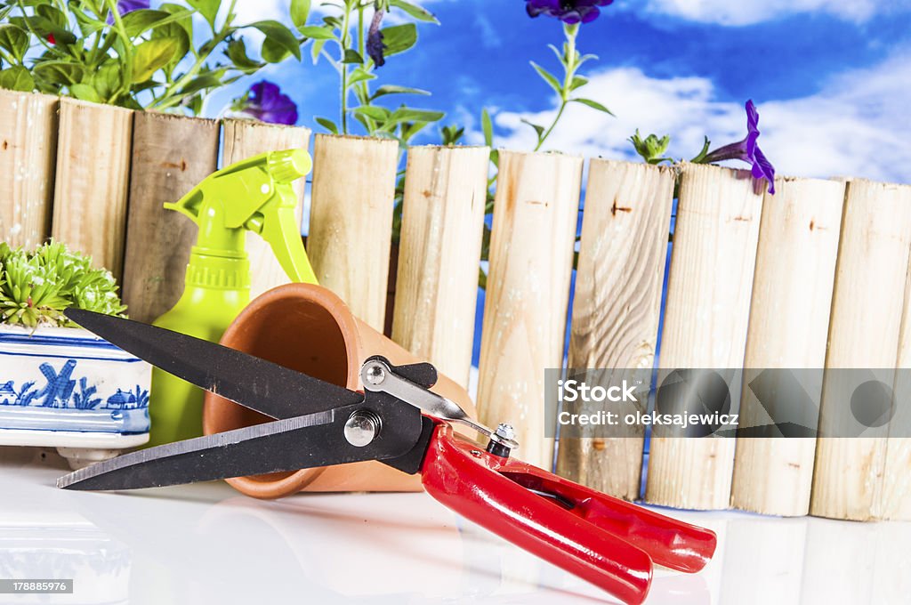 Leichte garden Komposition mit Gartengerät - Lizenzfrei Arbeit und Beschäftigung Stock-Foto
