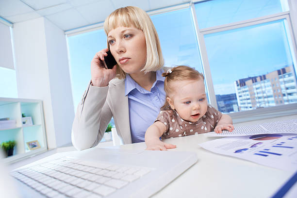 istock Businesswoman with daughter 178886145