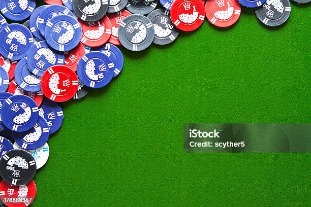 賭け事チップグリーンのフェルト - カジノのストックフォトや画像を多数ご用意 - カジノ, カラフル, ゲーム