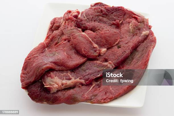 Kalbssteak Stockfoto und mehr Bilder von Bildhintergrund - Bildhintergrund, Blut, Filetiert