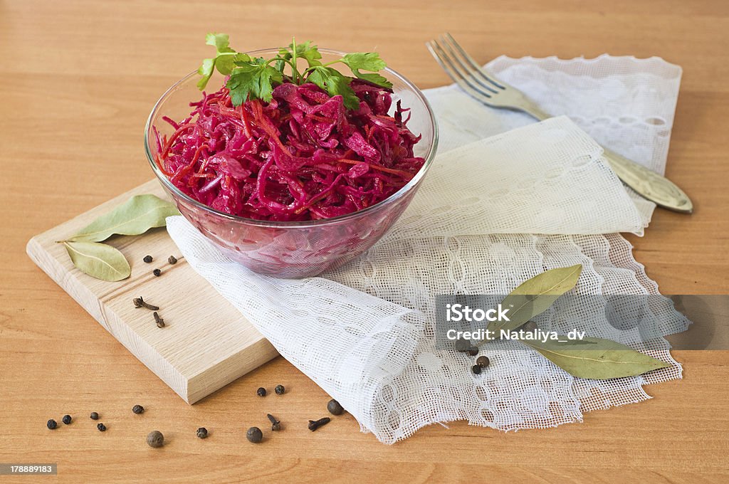 Salada de legumes em vidro - Foto de stock de Alimentação Saudável royalty-free