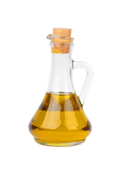 istock Jug of olive oil 178890228