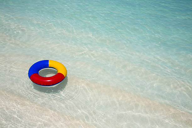 istock life belt in the sea 178890563