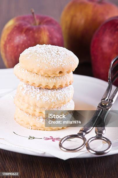 Apple Von Cookies Stockfoto und mehr Bilder von Apfel - Apfel, Butter, Dessert