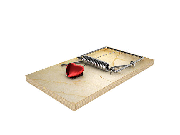 istock Mousetrap and heart, isolated on white 178893470