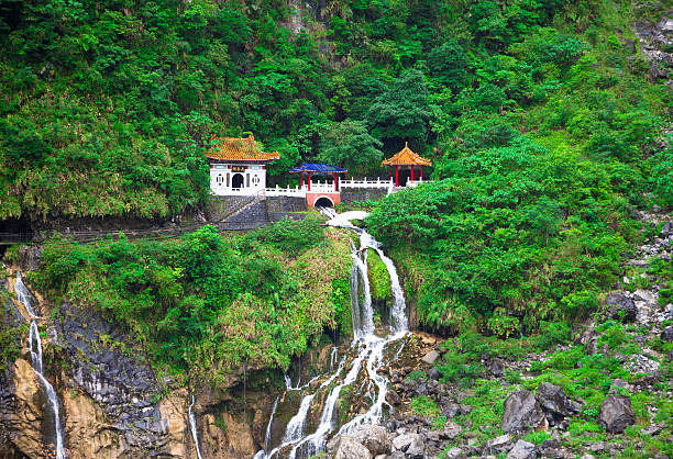 taroko parque nacional. taiwán - parque nacional de gorge taroko fotografías e imágenes de stock