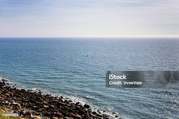 Canale Costa Inglese In Normandia - Fotografie stock e altre immagini di Acqua - Acqua, Ambientazione esterna, Blu