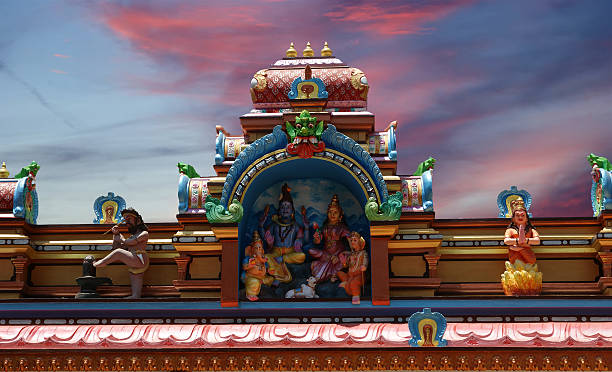 templo hindú tradicional del sur, kerala, india - madurai kerala india tamil nadu fotografías e imágenes de stock