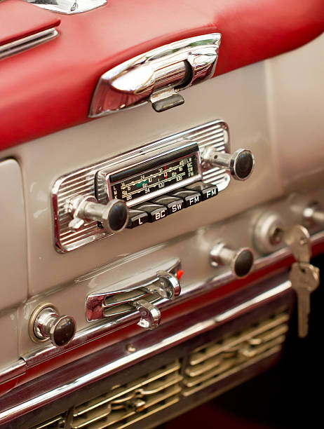 istock Old car radio in a classisc car. 178905882