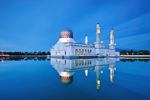istock Kota Kinabalu City Floating Mosque 178912395