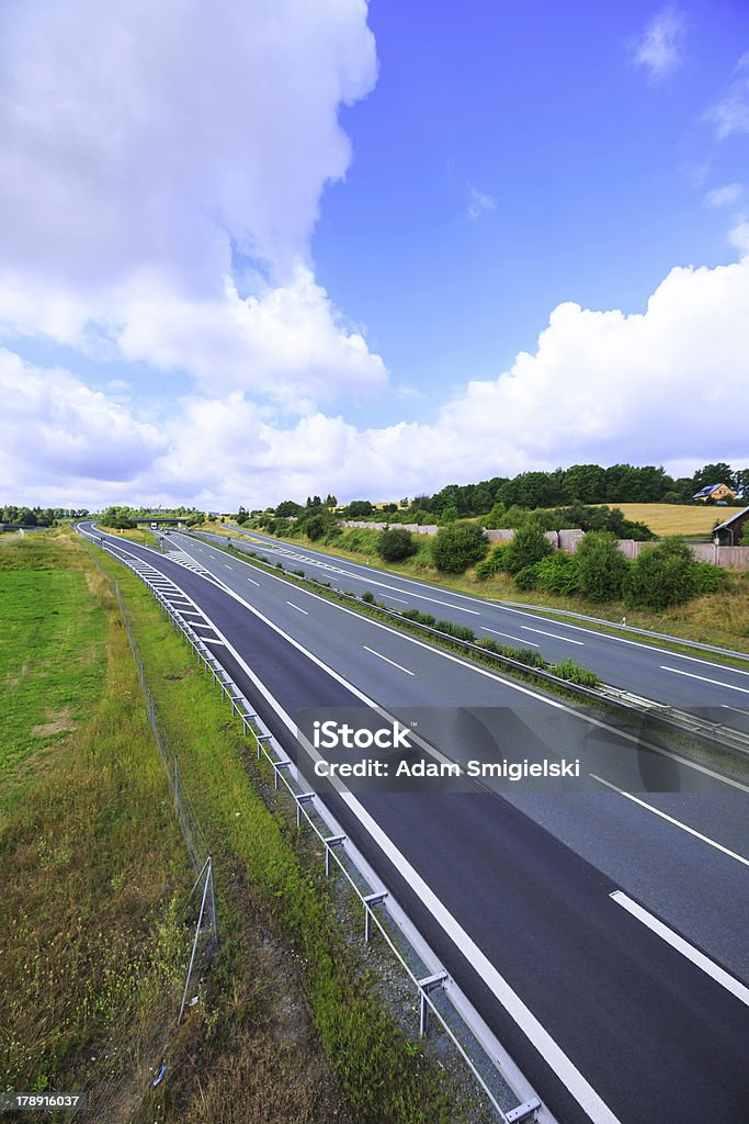 Autoroute highway - Photo de Aller de l'avant libre de droits