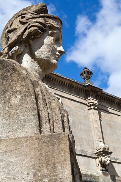 istock Statues at the Roman Baths 178918350