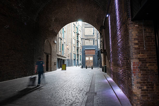 istock Brick tunnel in London 178919979