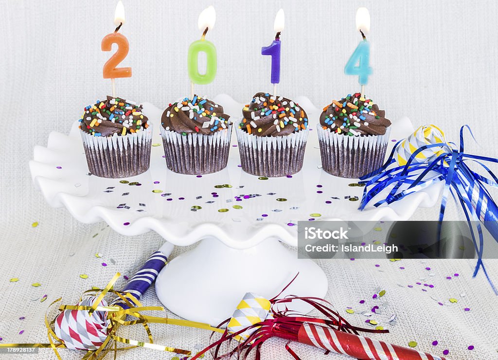Cupcakes de ano novo - Foto de stock de 2014 royalty-free