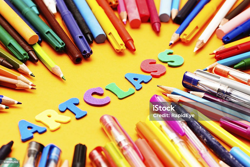 Malklasse sagen Spiel Buchstaben mit malen; Spaß! - Lizenzfrei Alphabet Stock-Foto