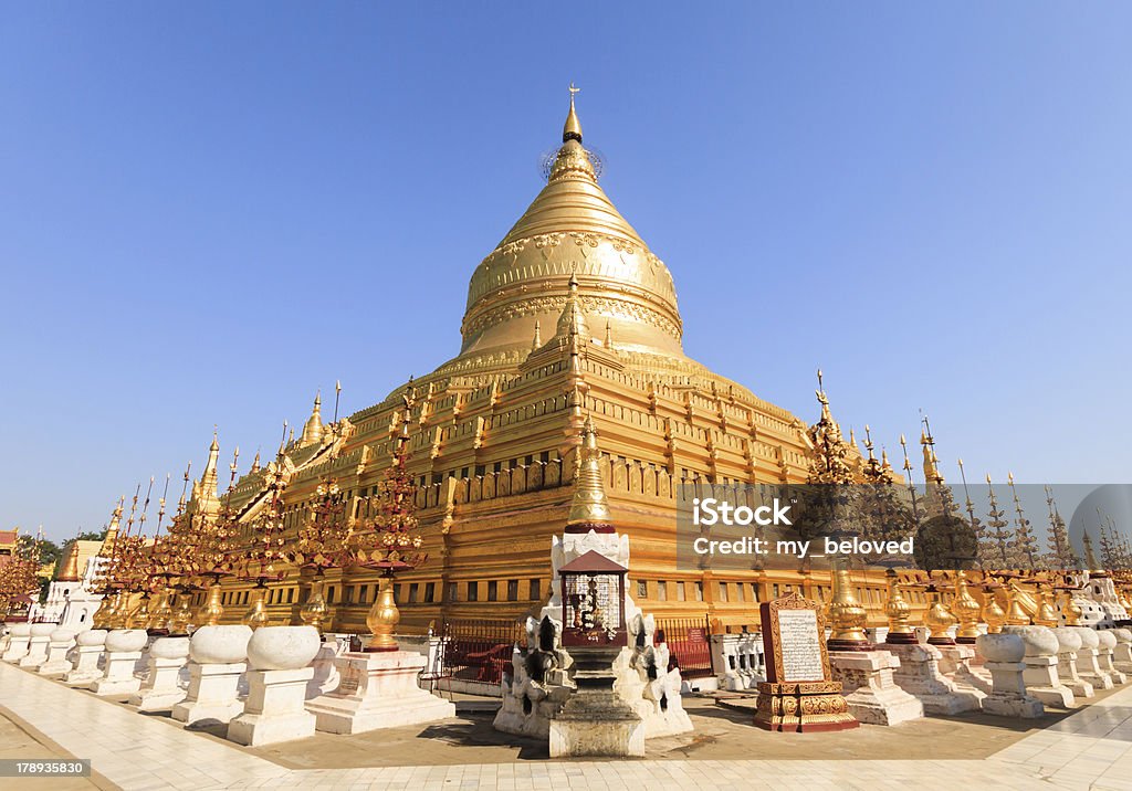 Pagode de Shwezigon - Foto de stock de Pagode de Shwezigon royalty-free